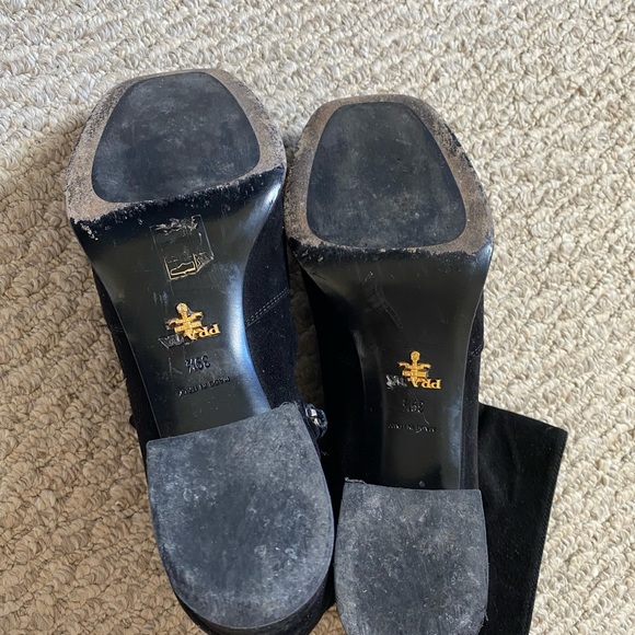 PRADA BLACK SQUARE BULKY TOE BLOCK HEEL ANKLE SUEDE BOOTS 39.5 - Picture 13 of 14